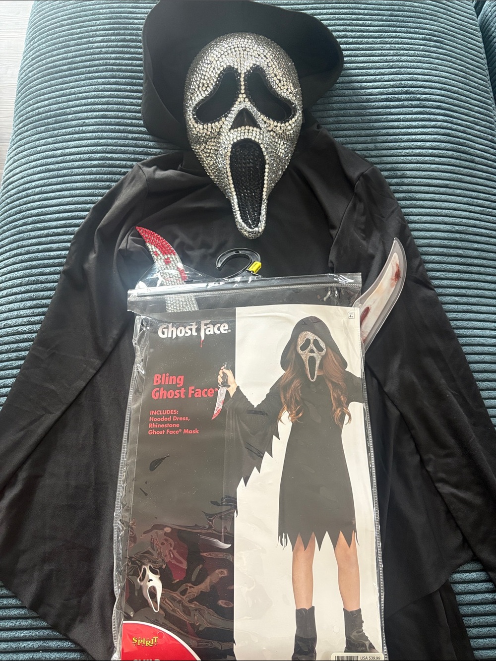 Spirit Black Jeweled Ghost Mask Costume with Bloody Knife Props